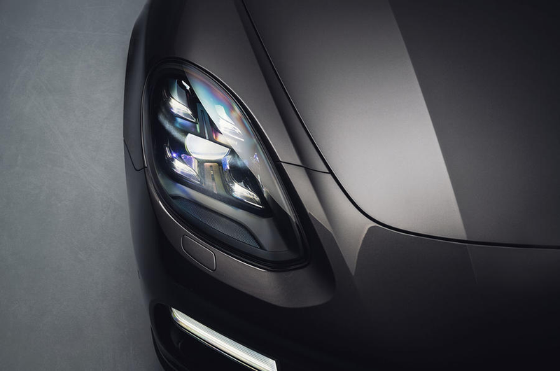 Illustration for article titled The 2018 Porsche Panamera Sport Turismo Is The Gorgeous Porsche Wagon We've Been Waiting For